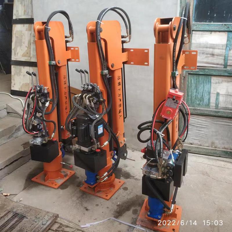 盐湖区重汽蓝牌随车吊 3.2吨 国六动力强 液压驱动 农用自卸起重机